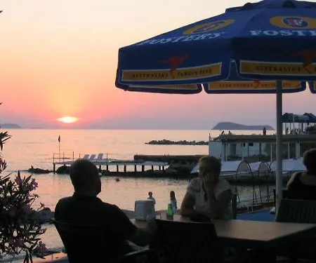 Otel Cemre Turgutreis