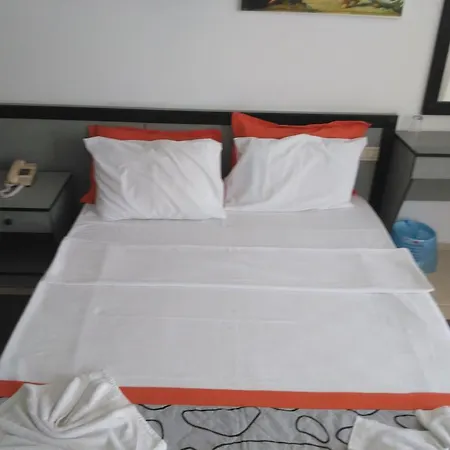 Hotel Cemre Turgutreis