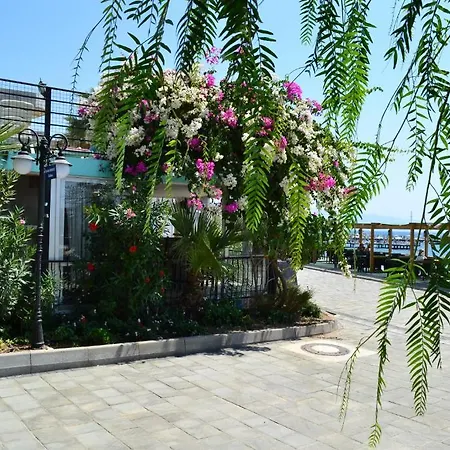 Hotel Cemre Turgutreis