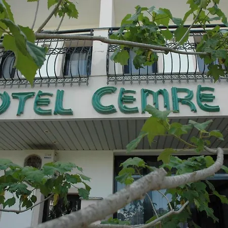מלון Cemre טורגוטריס
