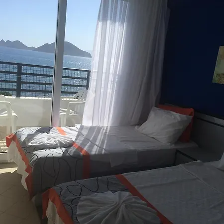 Cemre טורגוטריס