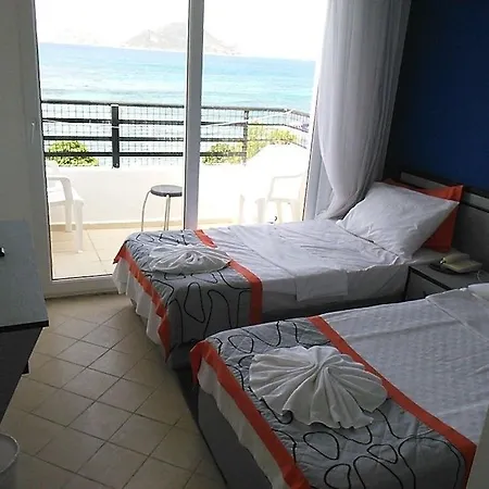 Hotel Cemre 2*