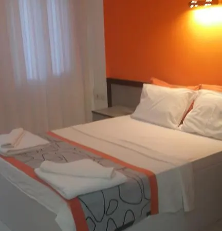 Hotel Cemre 2*